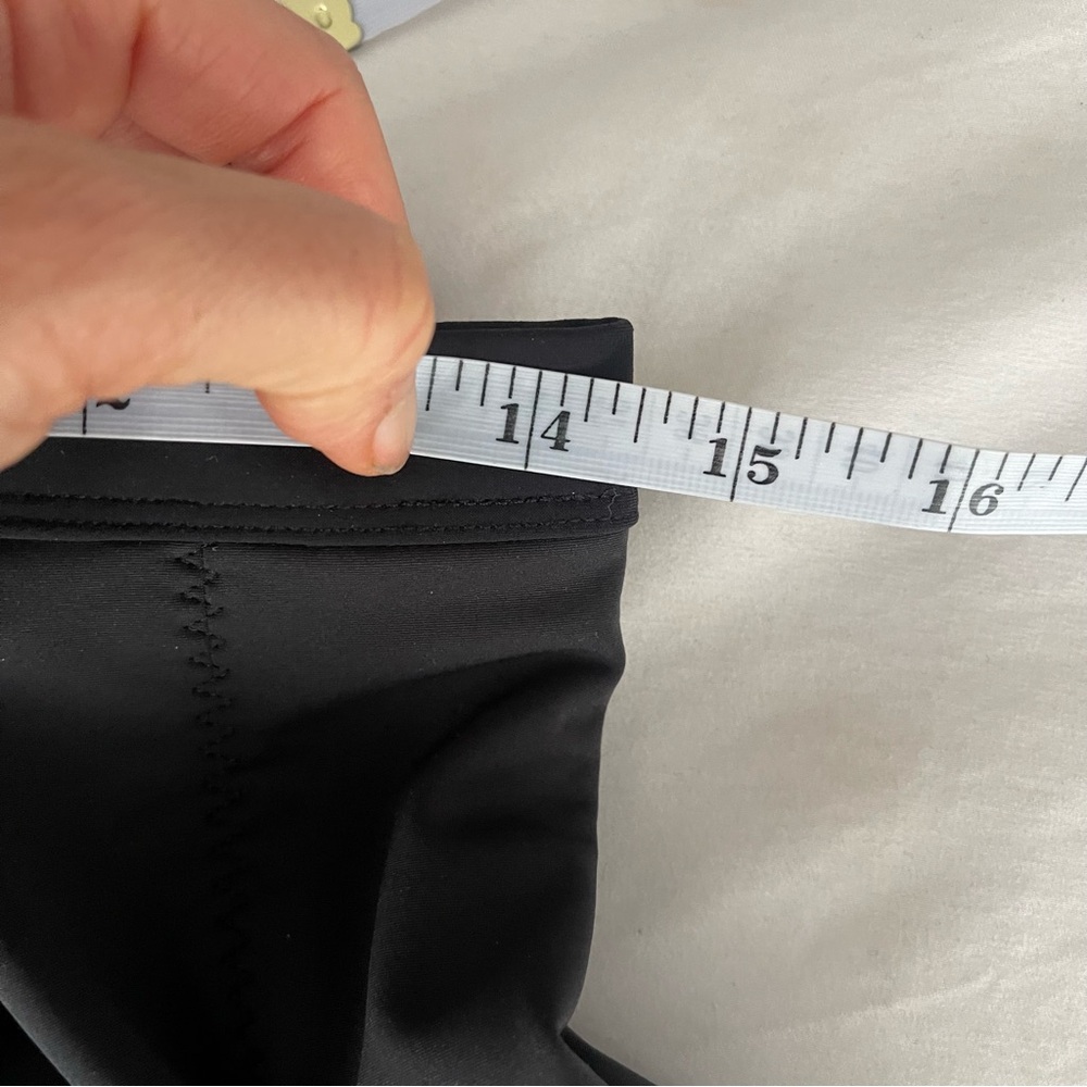 Lululemon Mini Skirt - Picture 4 of 7